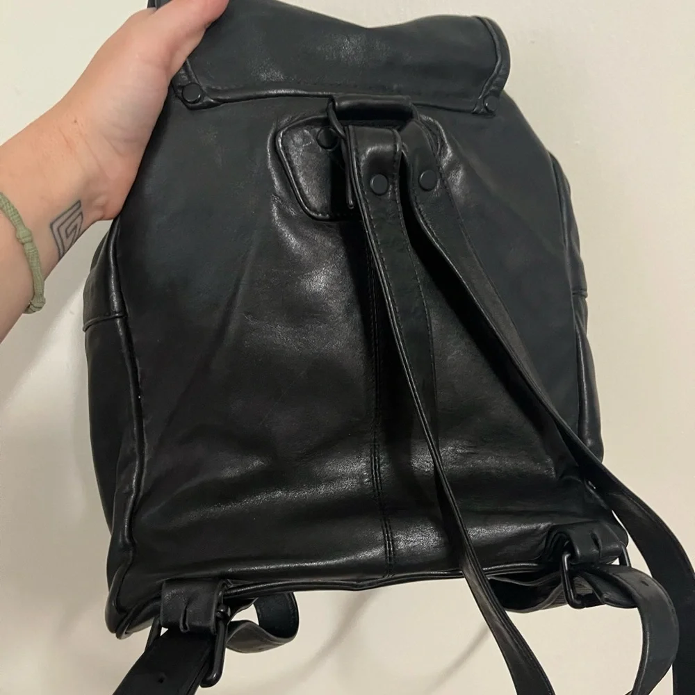Vintage 90’s Tumi drawstring leather mini backpack